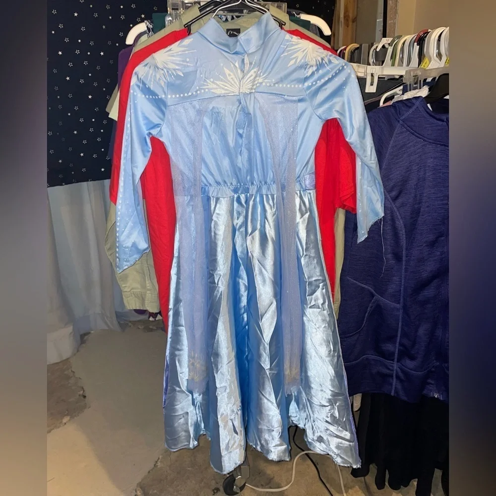 Frozen 2 Elsa Dress Up Costume / Play Wear *make offers*